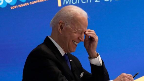 Rusia a scris greșit numele lui Joe Biden pe lista de sancțiuni. Casa Albă: „Poate l-au sancționat pe tatăl lui, fie-i țărâna ușoară!”